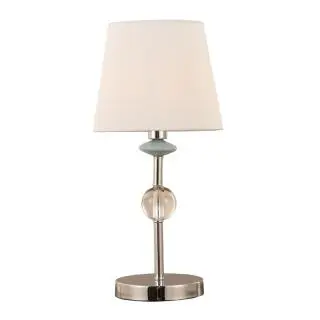 Posso sostituire una lampadina più potente della mia lampada da tavolo se non è abbastanza luminosa?